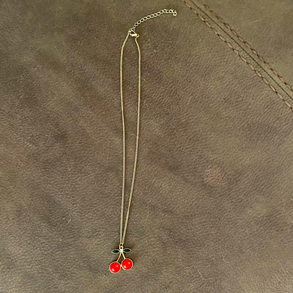 Cherry retro necklace
